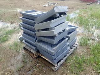 22in X 22in X 6in Plastic Barrel Stands
