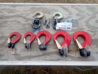 (2) 1/2in, (1) 3/8in, (2) 5/8in And Assorted Size Hooks