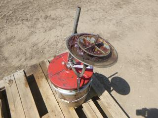 (1) Grease Hand Pump