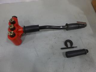 Unused Universal Tool Triple Head Scaling Hammer (D-2)