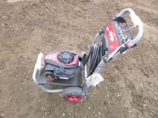 Briggs and Stratton 550E Pressure Washer c/w 2200 PSI, 1.9 GPM, 140cc Gas