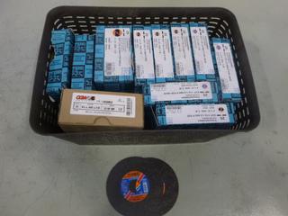 Qty of 4 1/2 In. Zip Discs (C-1)