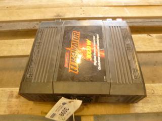 Motomaster Eliminator 3000W Digital Power Inverter (M-2-2)