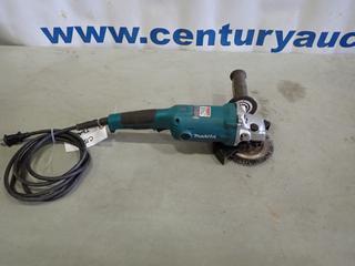 6 In. Makita Model GA6010 Disc Grinder, 120V, 10.5A (D2)