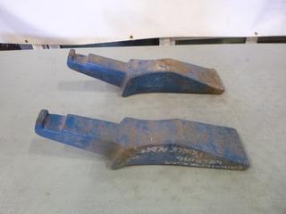 (2) Hensley Bucket Teeth (W-2-3)