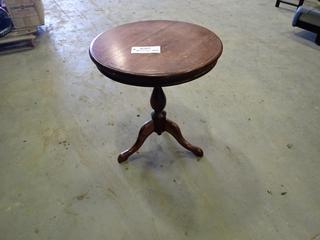 Accent Table, 25 In. x 23 In. Diameter  (D Front)