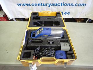 Spectra Pipe Laser c/w Accessories And Case (L-4-3)