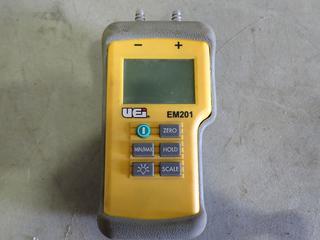 UEI Dual Port Air Pressure Meter, Model EM201 (D1)