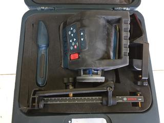 Bosch Model # GRL145HV Horizontal & Vertical Electronic Self-Leveling Rotary Laser Tool c/w Tripod & Measuring Stick.