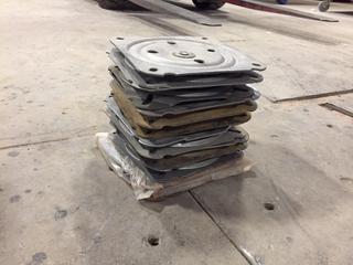 Quantity of Swivel Plates.