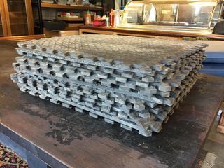 Quantity of Anti-Fatigue Mats.