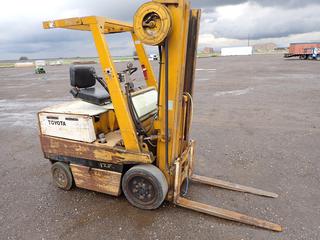 Toyota 2FBCA20 Type E 48 Volt Electric 3,480 LB Forklift c/w 42 In. Forks, Ferro Five C&D Power System Charger, Showing 9929 Hours. S/N 2FBCA20-10497