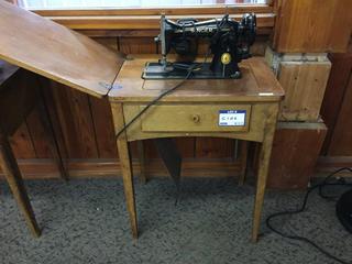 Singer Sewing Machine. JC916735.