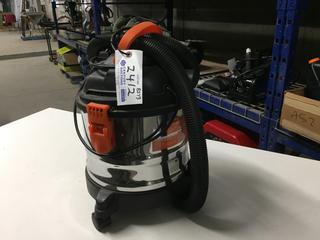 Stinger 2.0 Gallon Wet/Dry Shop Vac.