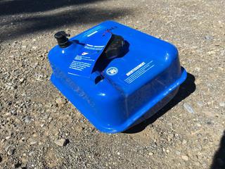 (2) Small Engine Gas Tanks and Briggs & Stratton 3.5 Hp Motor.