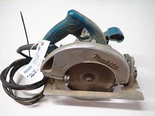 Makita 5007N 7 1/4 In Circular Saw.