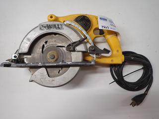 DeWalt DW378G 7 1/4 In Framing Saw.