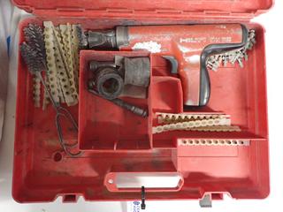 Hilti DX35 Powder Actuated Fastening Tool Nail Gun c/w Power Cartridges.