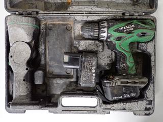 Hitachi DS14DVF3 14.4V Cordless Driver Drill c/w Flashlight & Extra Battery, No Charger.