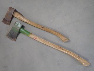 (2) Axes.