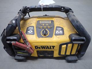 DeWalt DXAEP82A 1000 Watt Power Station.