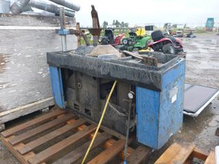 Hofman Tire Changer. *Requires Repair*