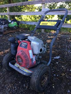 Karcher 3000 PSI 2.5 GPM Pressure Washer Powered by Honda GC 190 Motor. *Requires Repair*