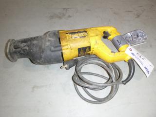 DeWalt DW310 120V 1 1/8 In. Reciprocating Saw *Note: Missing Guard*
