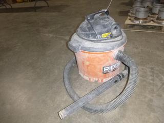 Ridgid 34L Shop Vac w/ Hose