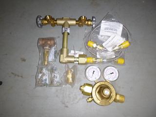 Unused Victor Pressure Regulator for Inert Gas, C/w (2) Hoses and Compression Gas Manifold