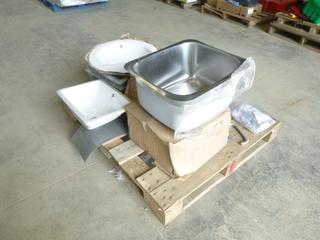 Qty of Sinks, Stainless Steel and White, Various Sizes (O23)