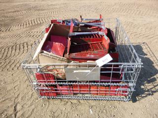 Qty of Assorted Threaded Pipe Tray Holders