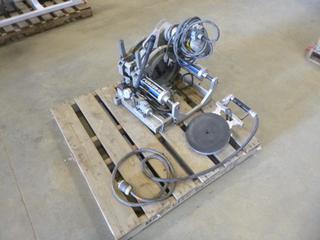 Connetra Pipe Butt Fusion Machine 28CQ Heater c/w 120 VAC, 16.6A, 1200 Watts *Note: Working Condition Unknown* (Y22)