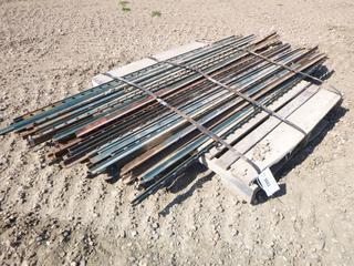 Qty of 72 In. Steel T-Posts (YN-01)