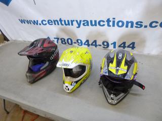 Gmax Motocross Helmet, (1) Polaris Vertical MX Motocross Helmet, (1) Fulmer Motocross Helmet (F-2)