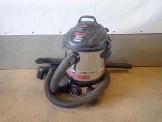 Model 86MT600C, 120V, 45.5L, Wet/Dry Shop Vac C/w Attachments (X-1-2)