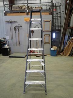 Maximum Model 061-1034-8, Fibreglass, 8 Ft. Step Ladder (OS)