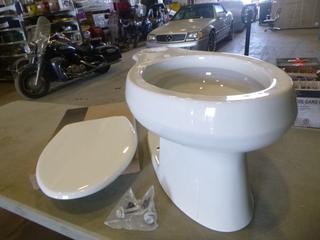 Kohler Toilet, C/w Bemis Toilet Seat (OS)