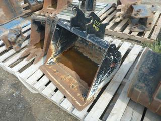 EFT 29 In. Excavator Bucket, Control # 9166.