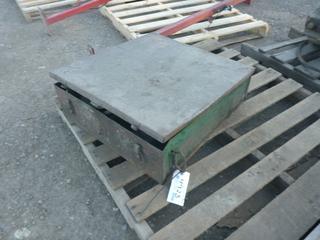 Green Lee Tool Box w/ Hydraulic Bender No. 880.