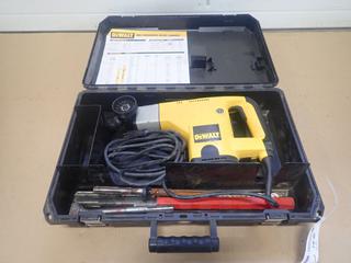 Dewalt DW530 120V 1 1/2in Rotary Hammer Drill. SN 037537