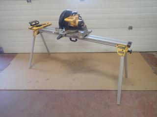 Dewalt DW713 120V 10in Compound Miter Saw C/w Dewalt DW723 Miter Saw Stand. SN 34577