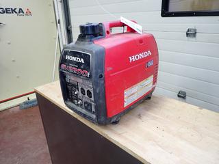 Honda EU2200i 120V Generator