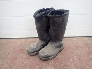 (1) Pair Of Size 13 Rubber Boots