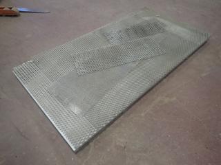 Qty Of (3) Sheets Of 8ft X 4ft And Assorted Pieces Of Aluminum Grating C/w 8ft X 4ft Insulated Foam Pallet 