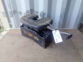 Curt Q25 Fifth Wheel Hitch