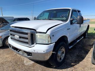 2006 Ford F350 XLT Super Duty 4X4 6.8L Gasoline Engine, Triton 10, LT275/70R18 Tires, Cannot Verify Odometer, VIN 1FTW31Y26EA00511 *Note: Requires Repair*