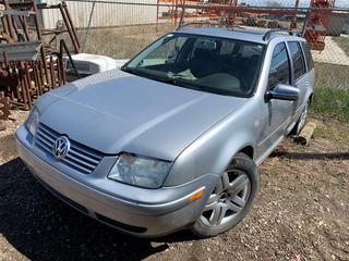 2003 Volkswagen Jetta Wagon 4-Cylinder 1.8L Turbo 5-Speed Manual 225/45R17 Tires, Unknown Km's VIN WVWSE61J13W034941 Note: Requires Repair* 