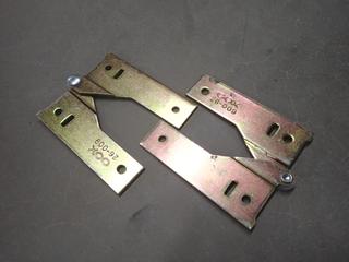 (2) Boxes of COX Top/Bottom Hinge, 50 Pairs Per Box.