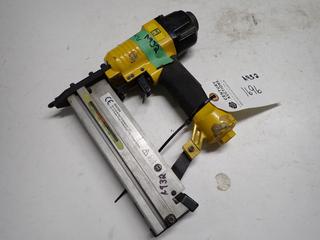 Powerfist 8042509 18 Gauge Pneumatic Air Nailer.